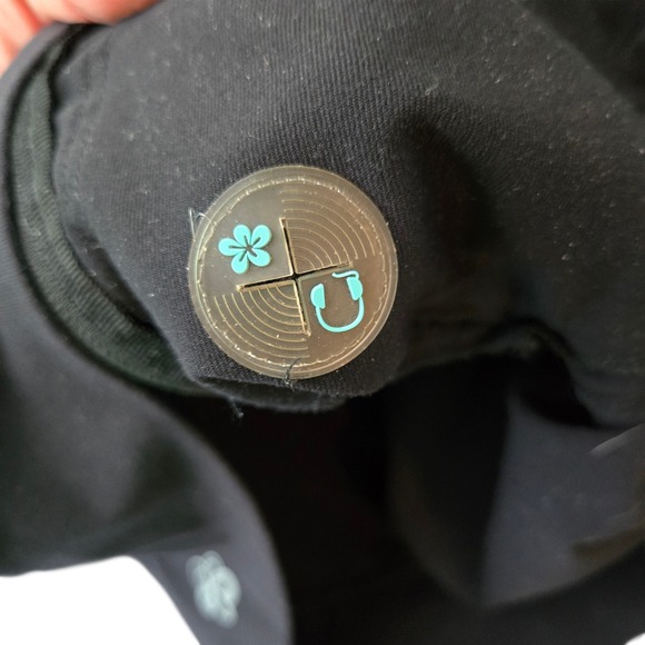 Tuff Athletics Womens Black Full Zip Performance Jacket Thumbholes Size L - Picture 6 of 11